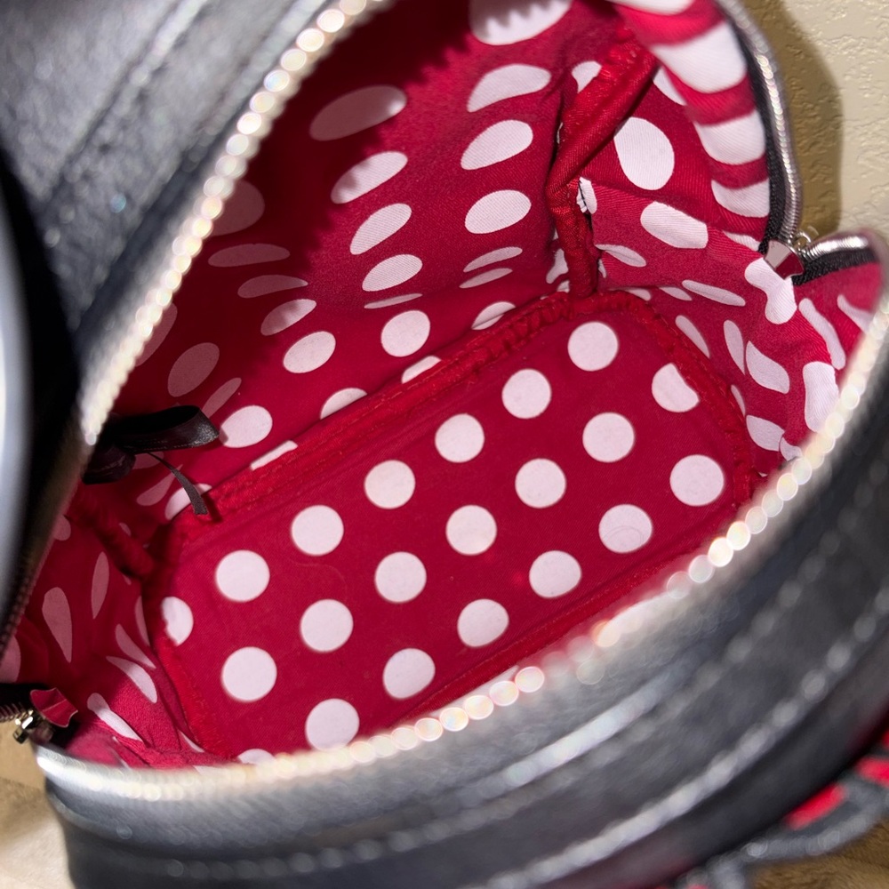 🖤 Loungefly Disney Minnie Mouse Quilted Studded Bow Mini Backpack + Coin Purse - Picture 7 of 8